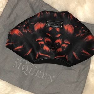 50% off ALEXANDER MQUEEN clutch!!!! Only for $225